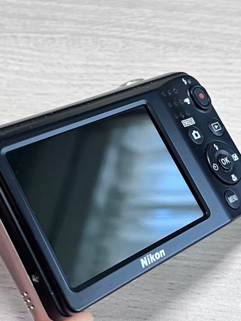 Nikon COOLPIX A10 デジカメ