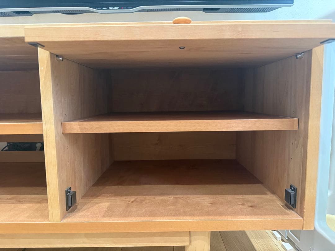 モモナチュラル　テレビボード