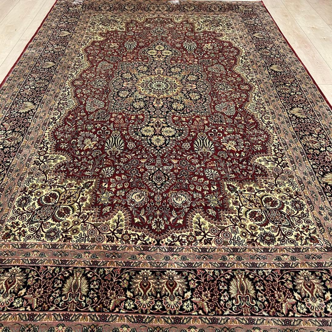 トルコ絨毯　手織り　シルク100% ヴィンテージラグ　189x122㎝