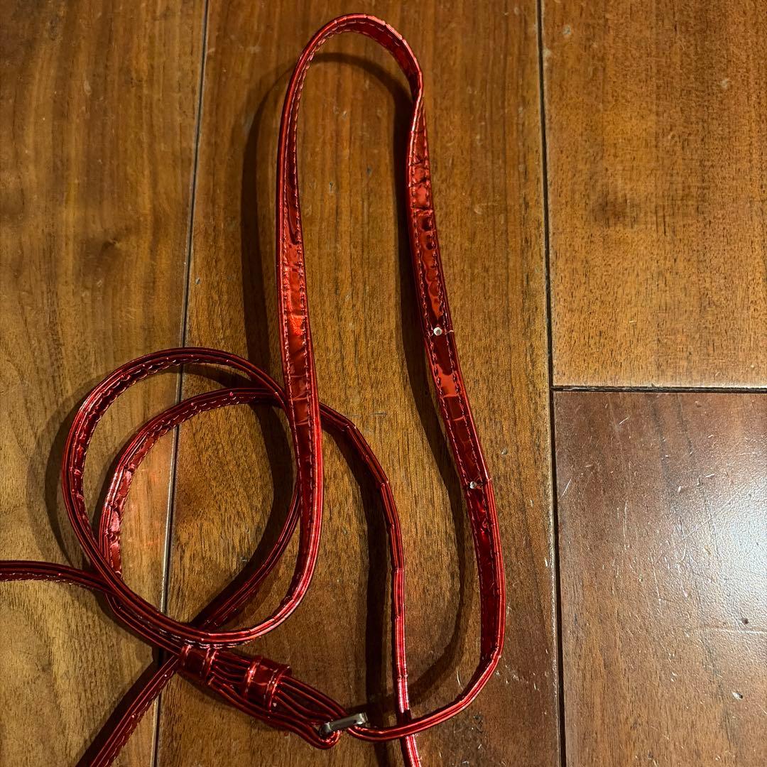 美品！ajew エジュー　スマホケース　red iPhone14、16e共通対応