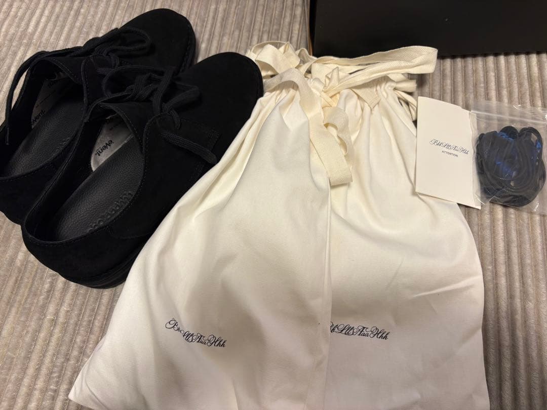 靴 BbbLllAaaHhh PLAIN-TOE SHOES IN BLACK