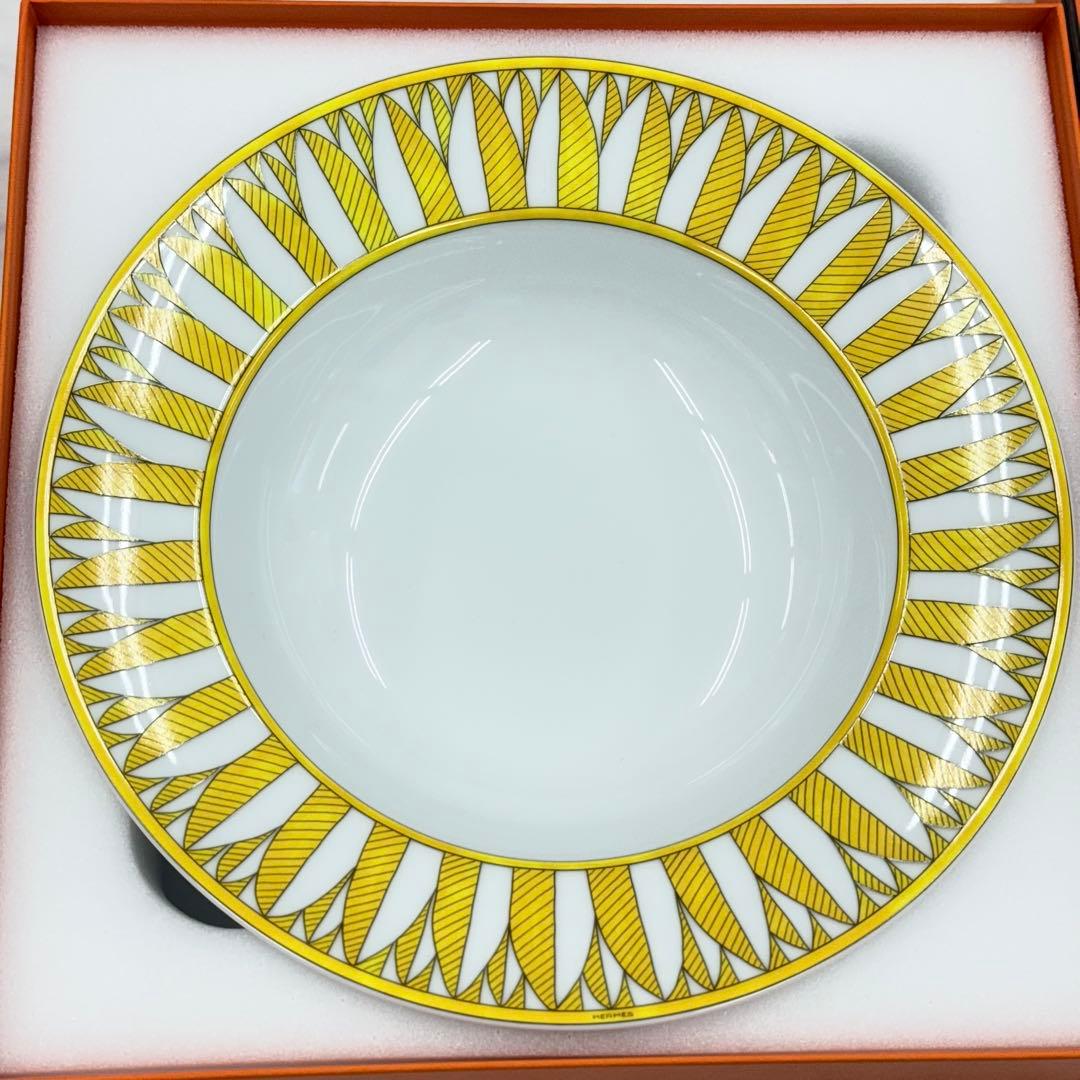 新品未使用品　エルメス ソレイユ ドゥ パスタプレート　スーププレート