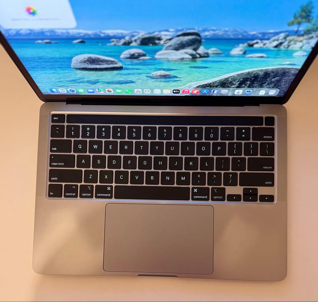 美品 Macbook Pro 2020 13インチ Windows 11 Pro