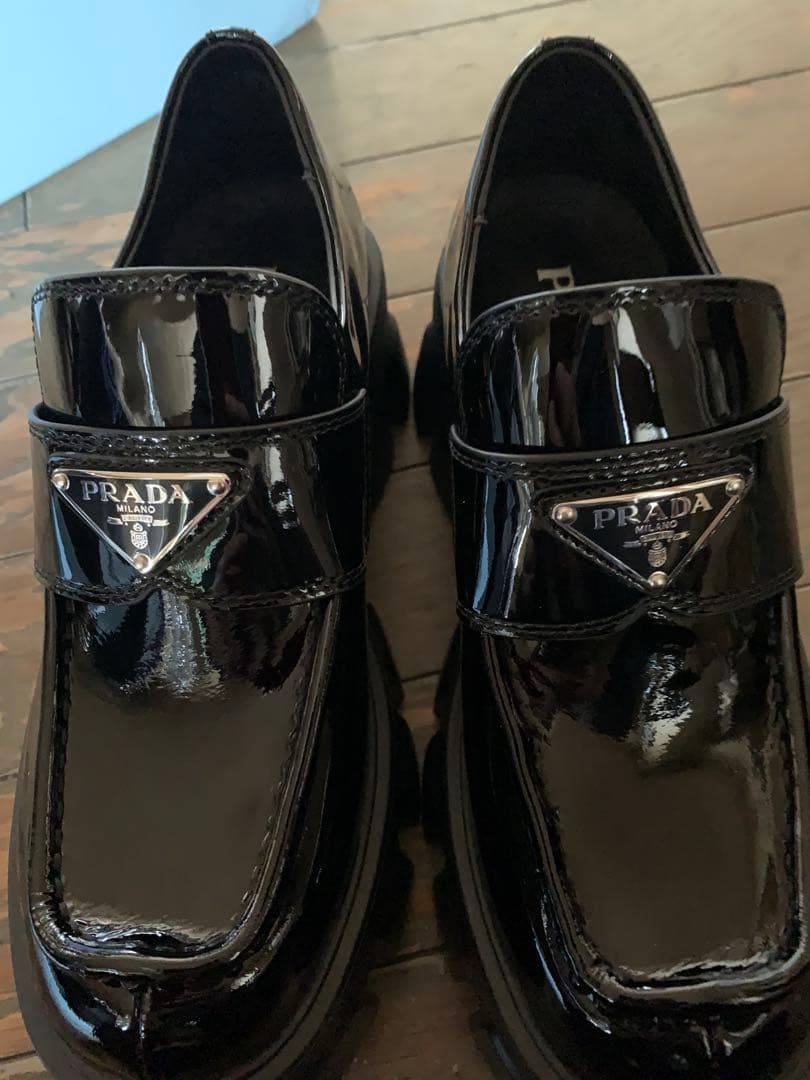 プラダ　パテントレザー　ブラッシュドレザー　モノリス　ローファー　36