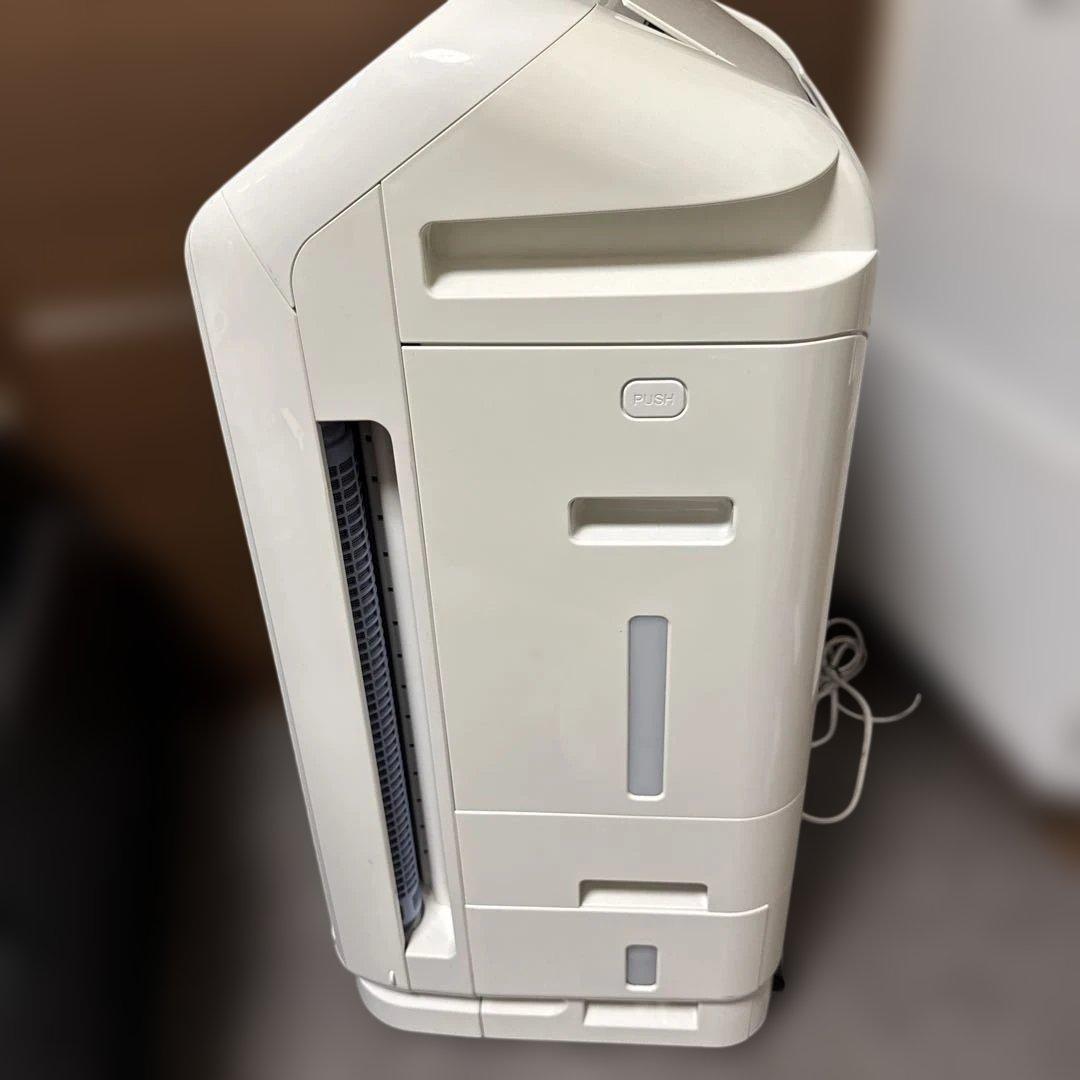 ダイキン クリアフォースZ 除加湿空気清浄機 MCZ70UE5-W