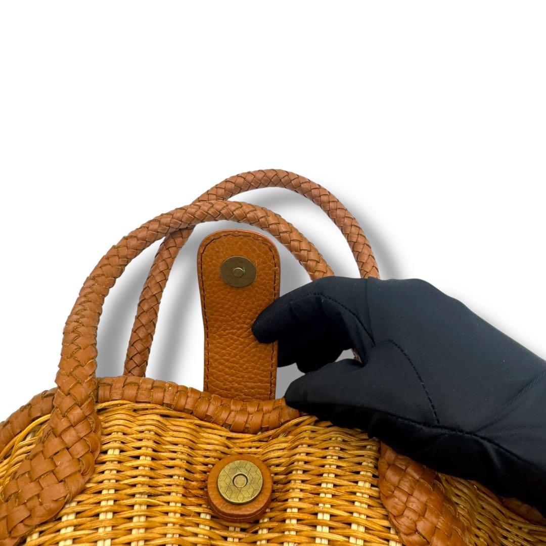 美品　シビラ　シェルバッグ　かごバッグ　レザー　本革　ブラウン　編み込み