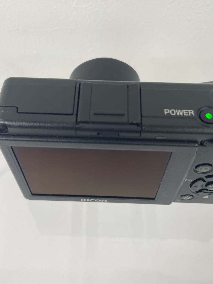 RICOH GR DIGITAL 2　コンパクトデジタルカメラ　オールドコンデジ