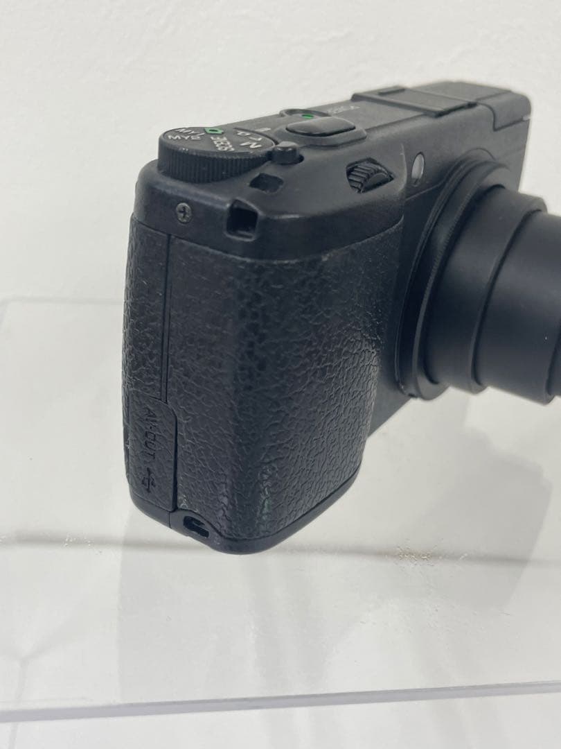 RICOH GR DIGITAL 2　コンパクトデジタルカメラ　オールドコンデジ