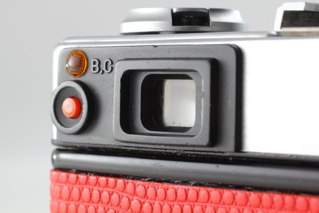 【美品　整備済】レッド オリンパス 35 DC 40mm f1.7 #1180