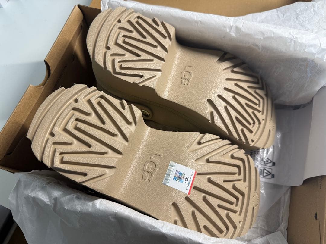 【新品未使用】LILY BROWN×UGG W Esmee Clog
