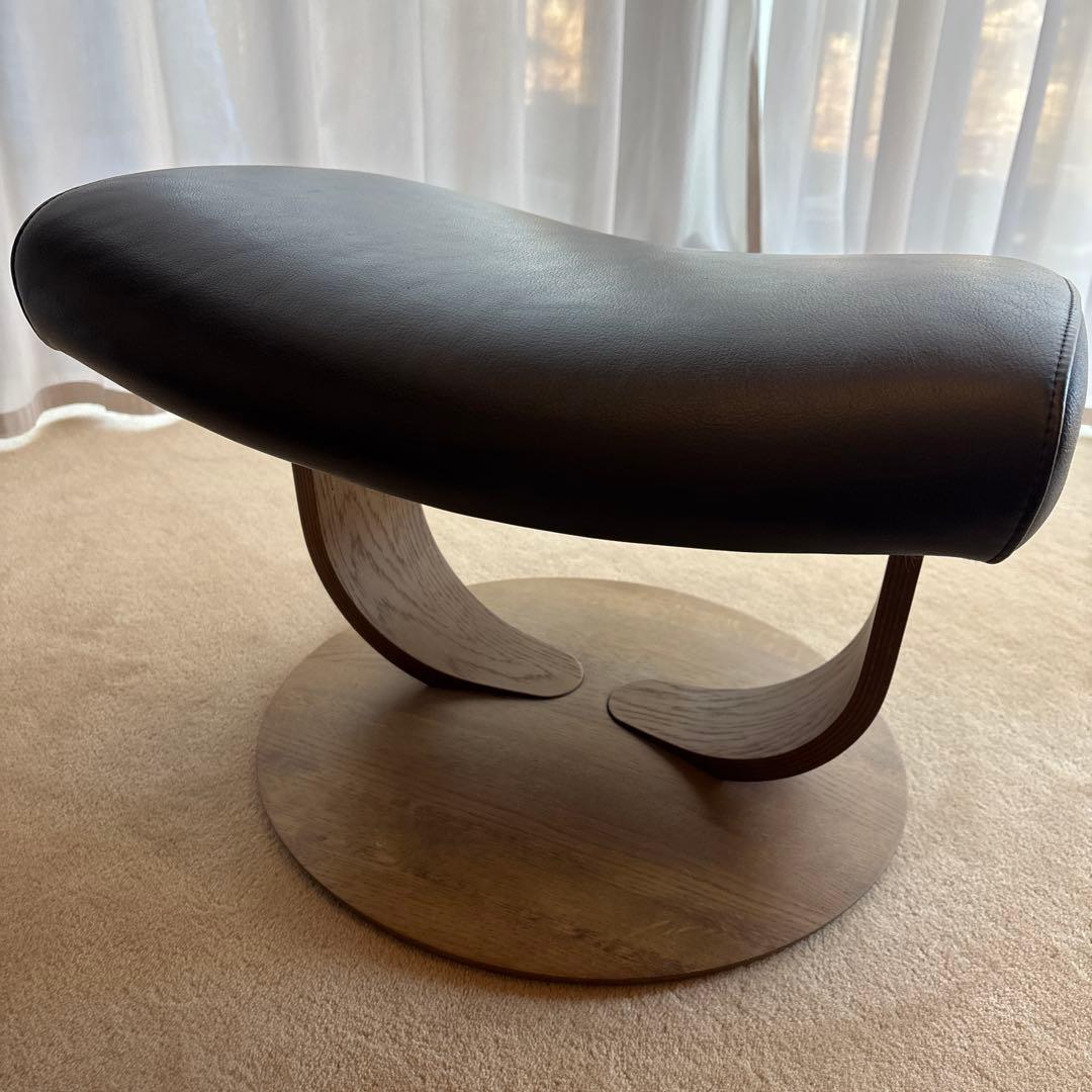 カリモク　THE FIRST