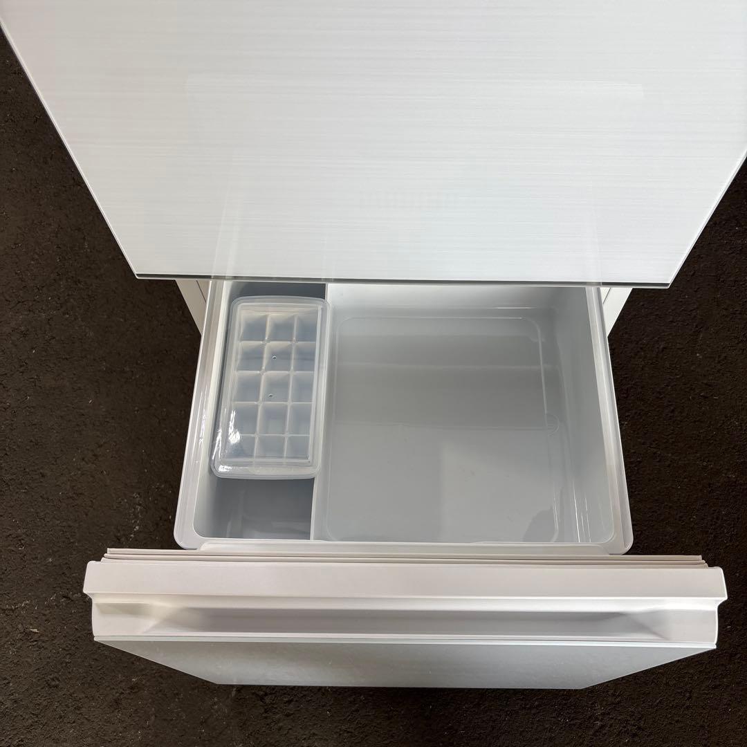 ハイセンス中古冷凍冷蔵庫135L2023年製 形名HR-G13C-W