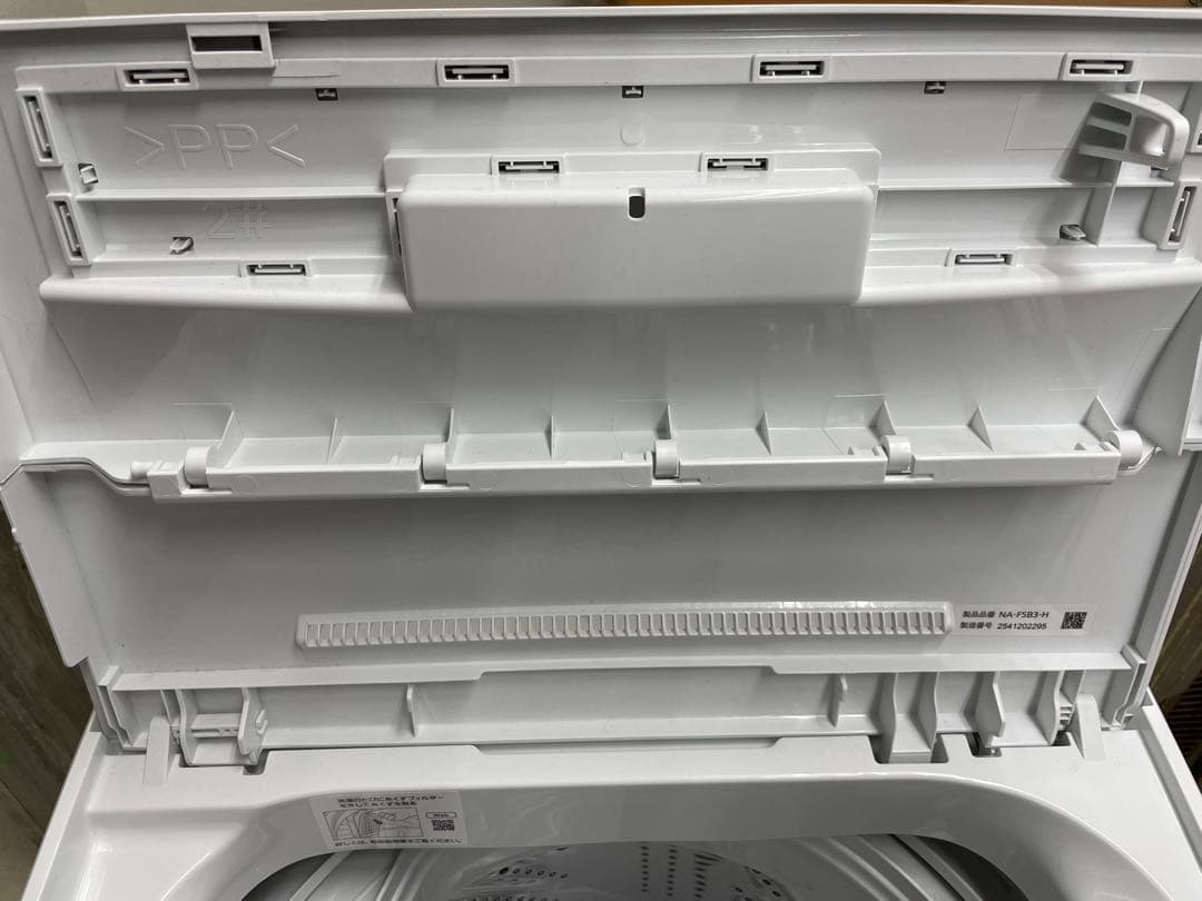 Panasonic パナソニック　NA-F5B3 洗濯機　2025年製　美品