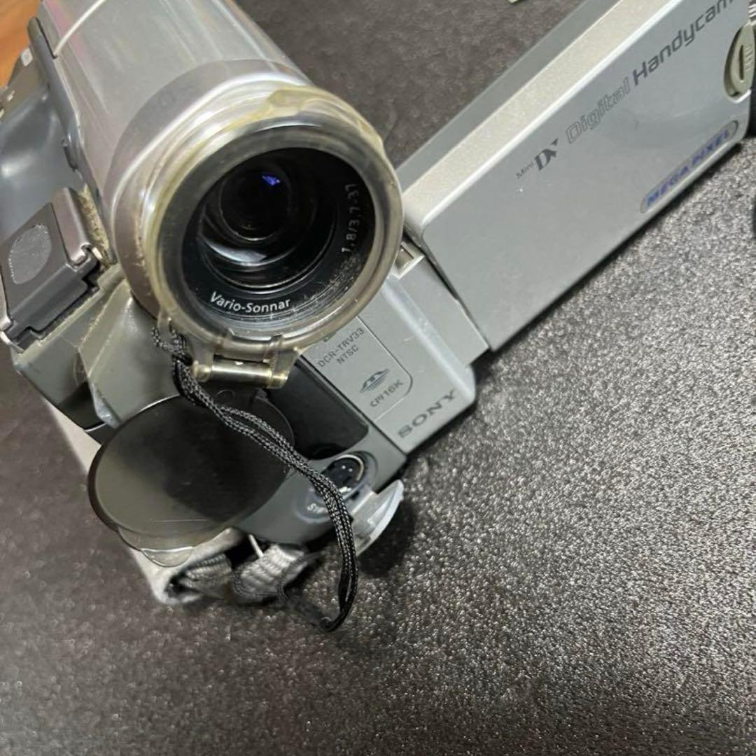 Sony Handycam ビデオカメラ DCR-TRV33