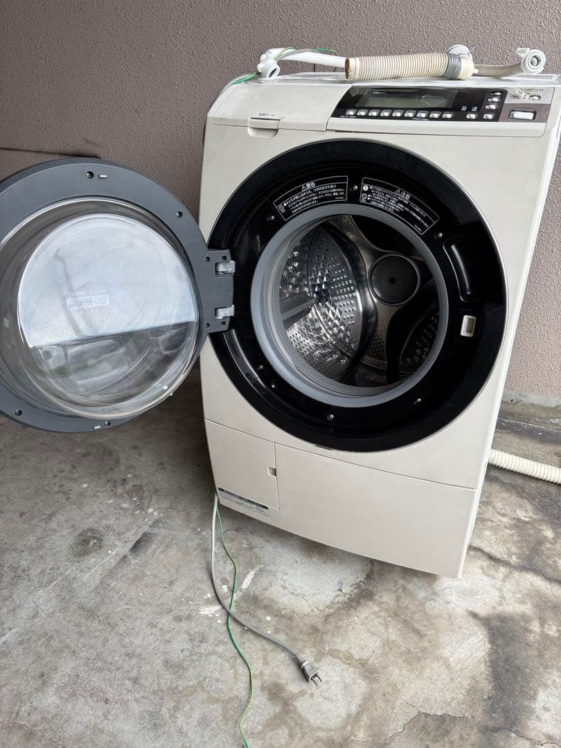 HITACHIのBD-S8700L ドラム式洗濯機