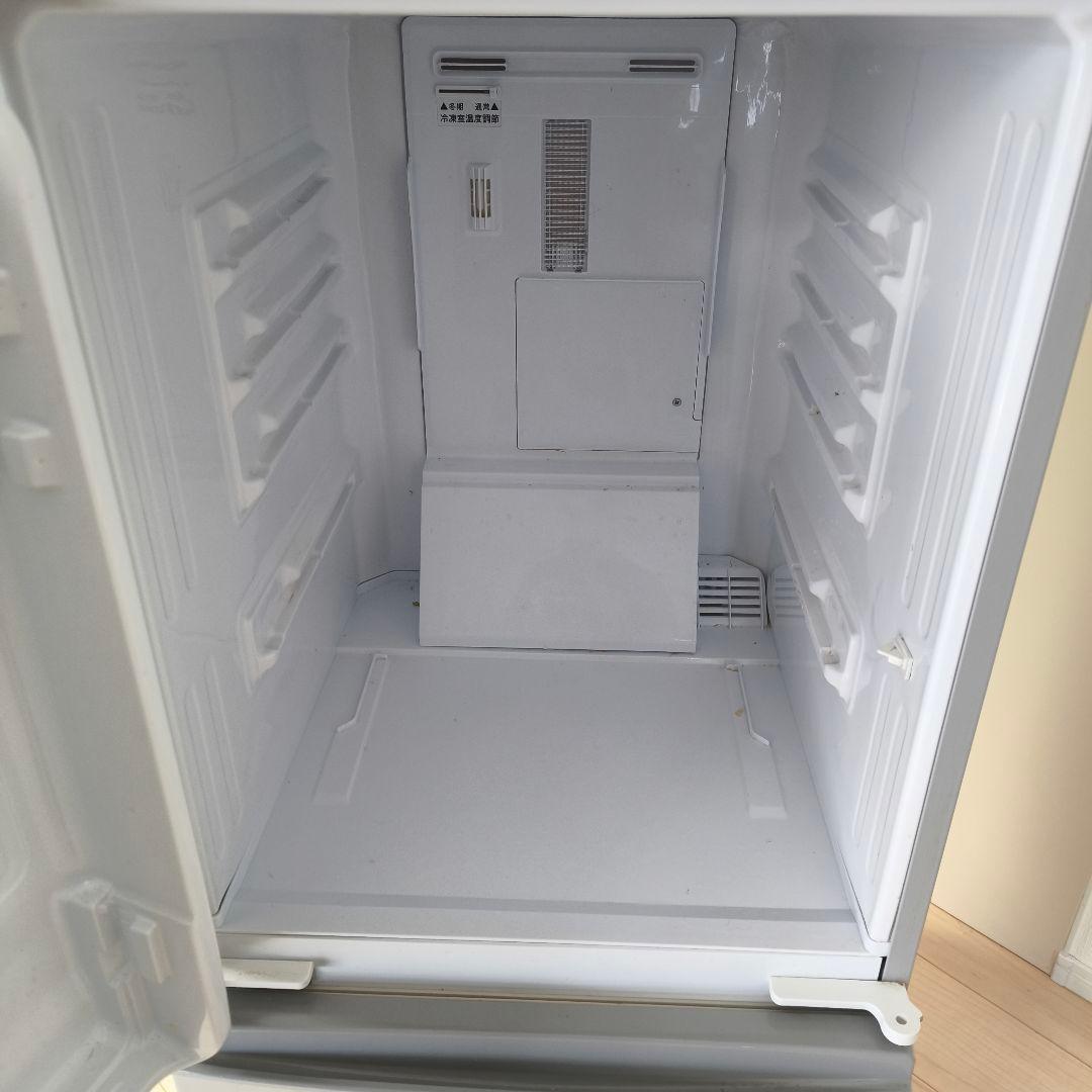 SHARP シルバー 冷蔵庫 2ドア　SJ-D14C-S 年式 2017年