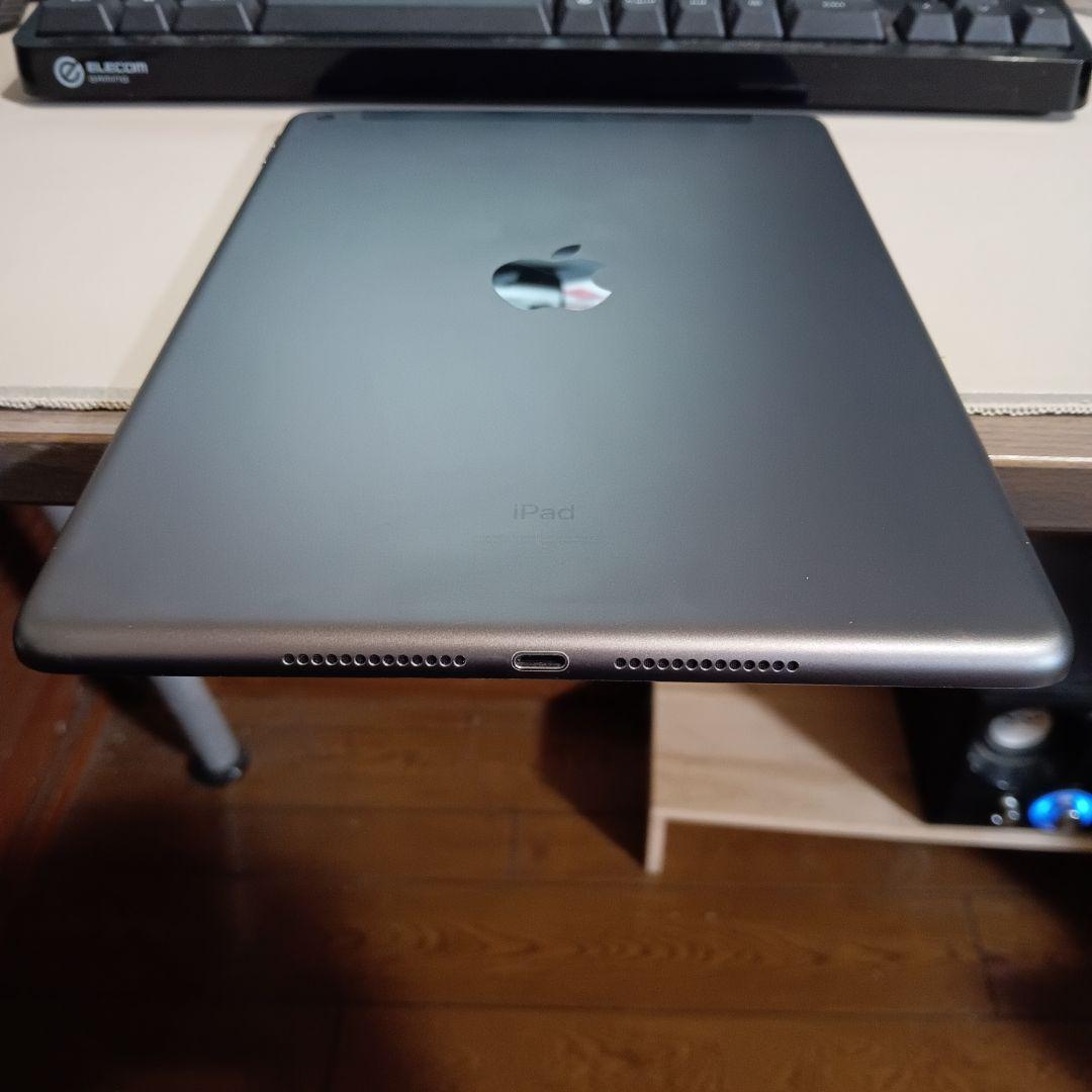 ipad 第7世代　Cellularモデル　32GB
