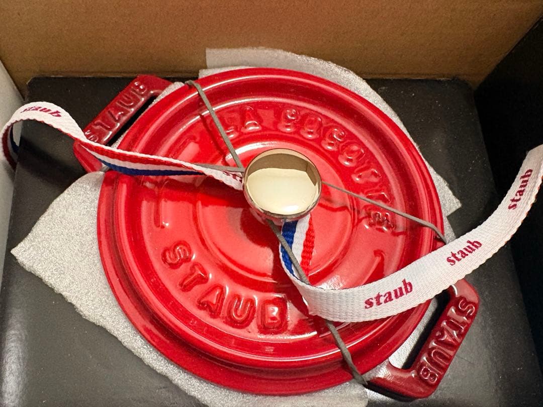 『最終値下げ』ストウブ　ピコ・ココット ラウンド 10cm チェリー