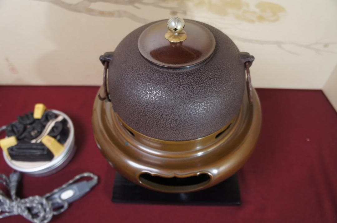 専用☆唐銅朝鮮風炉釜 南鐐(銀)摘み唐銅蓋 釜鐶 410W電熱器 敷板送料込み