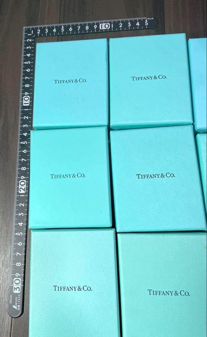 Tiffany & Co. ギフトボックスセット24個 50%割引セール中