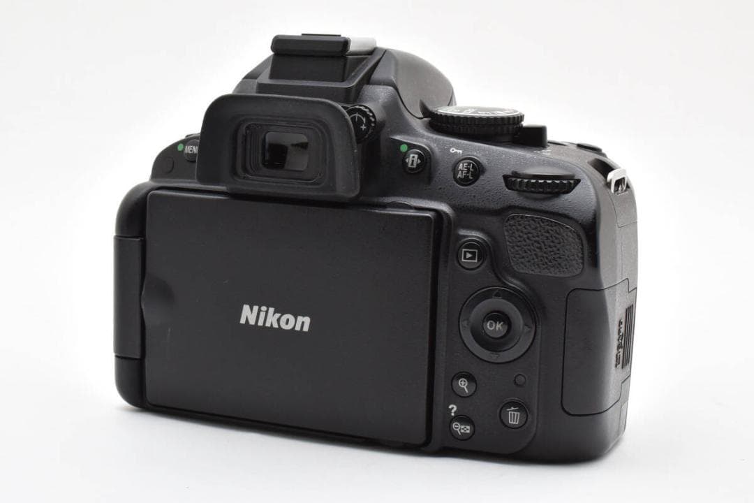 ★美品★ Nikon ニコン D5100 一眼レフ レンズキット #774