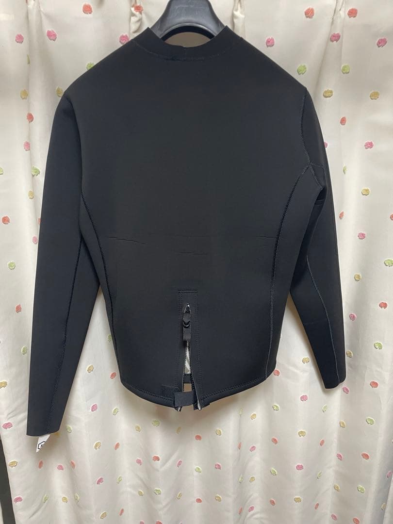 【最終価格:未使用品】RVCA メンズタッパー