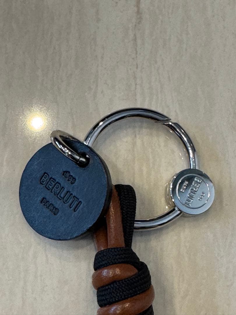 Berluti ベルルッティ結びキーリング