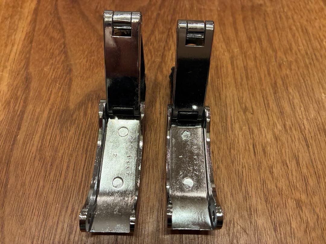 【純正品】DATSUN 510ブルーバード リアウィンドウ用ハンドル