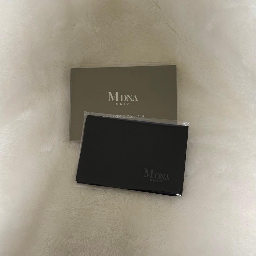 MDNA SKIN エムディーエムエースキン 美容ローラー オニキスブラック