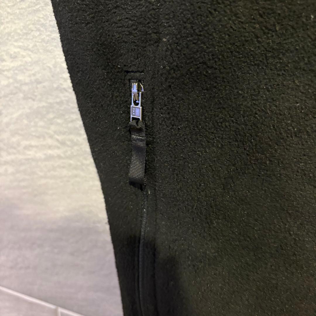 企業系刺繍ロゴ、シンチラフリースベスト　patagoniaレイヤード古着XL