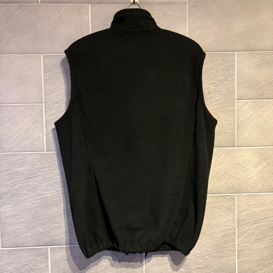 企業系刺繍ロゴ、シンチラフリースベスト　patagoniaレイヤード古着XL