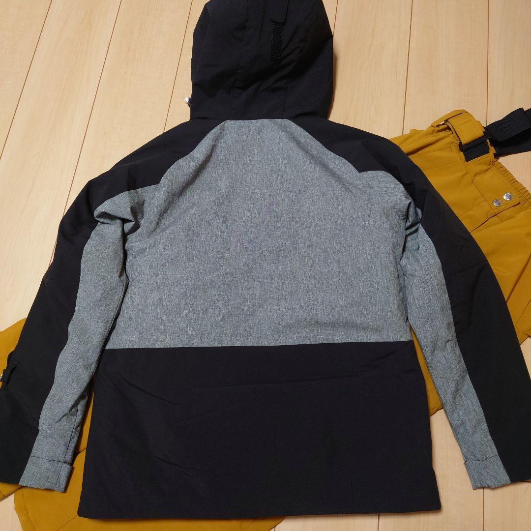 【極美品】ONYONE/オンヨネ　スキーウェア上下セット　スノーボードウェア