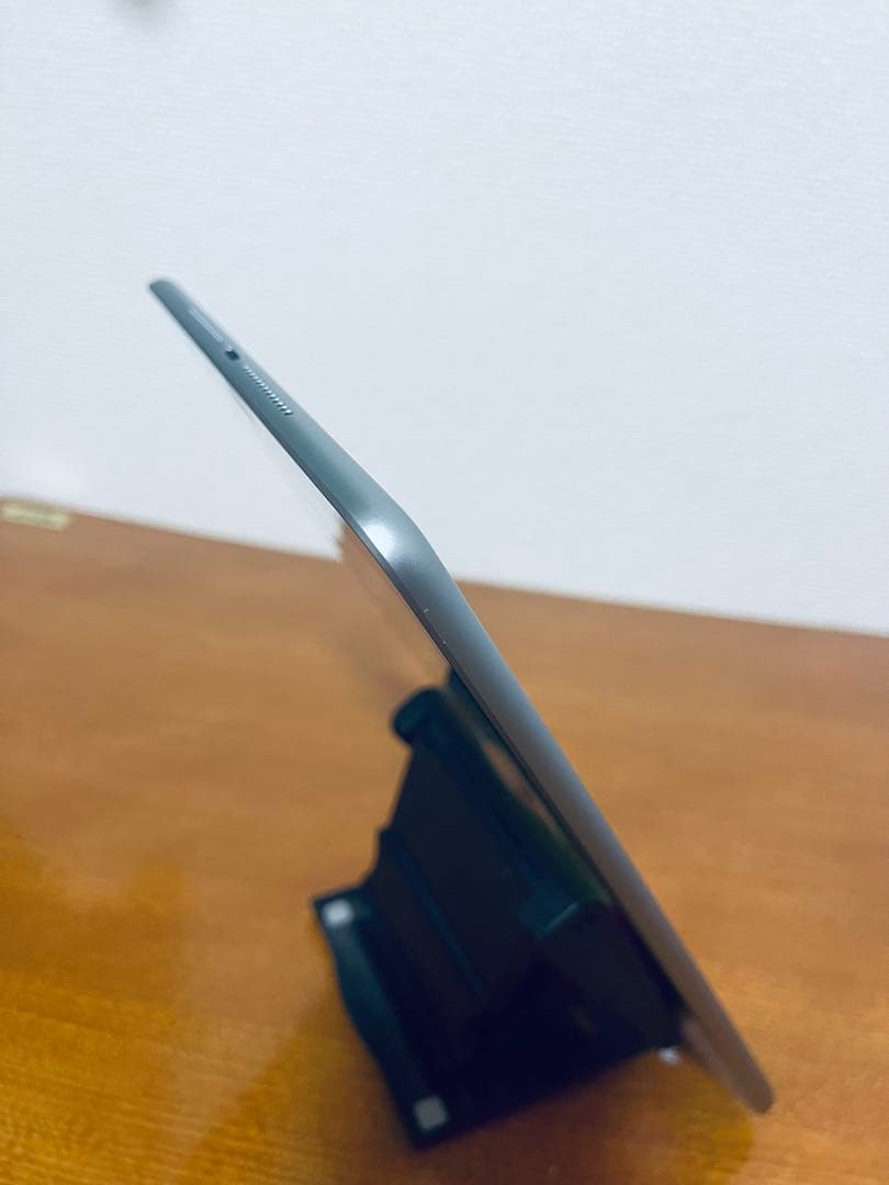 iPad 9.7インチ(第6世代) 32GB Wi-Fi + セルラー