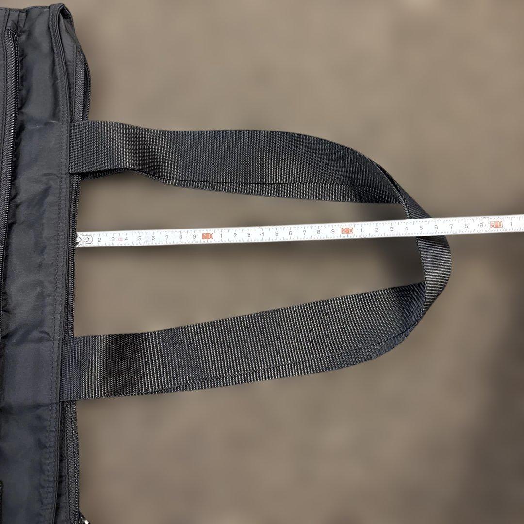 PRADA ブラックナイロントートバッグ