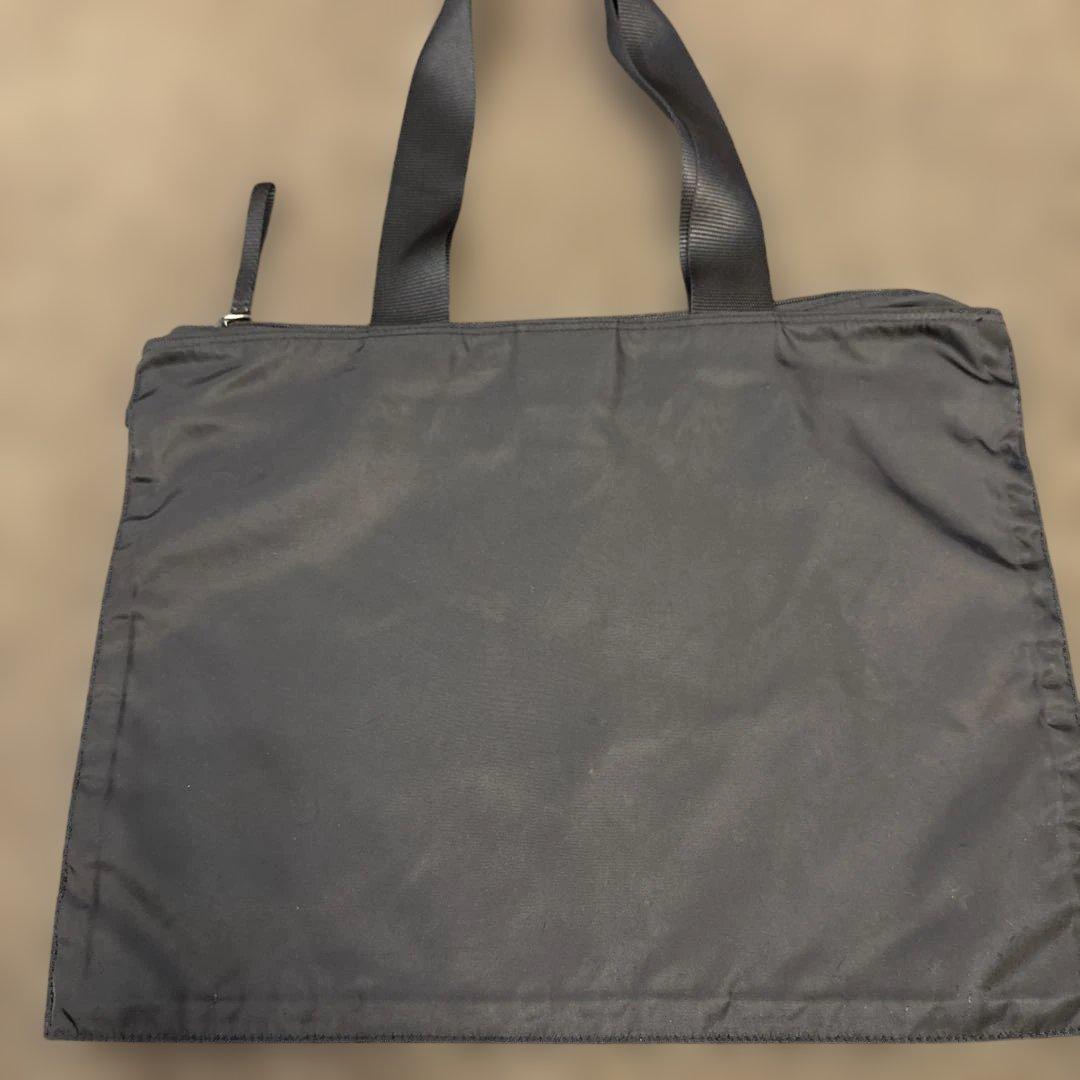 PRADA ブラックナイロントートバッグ