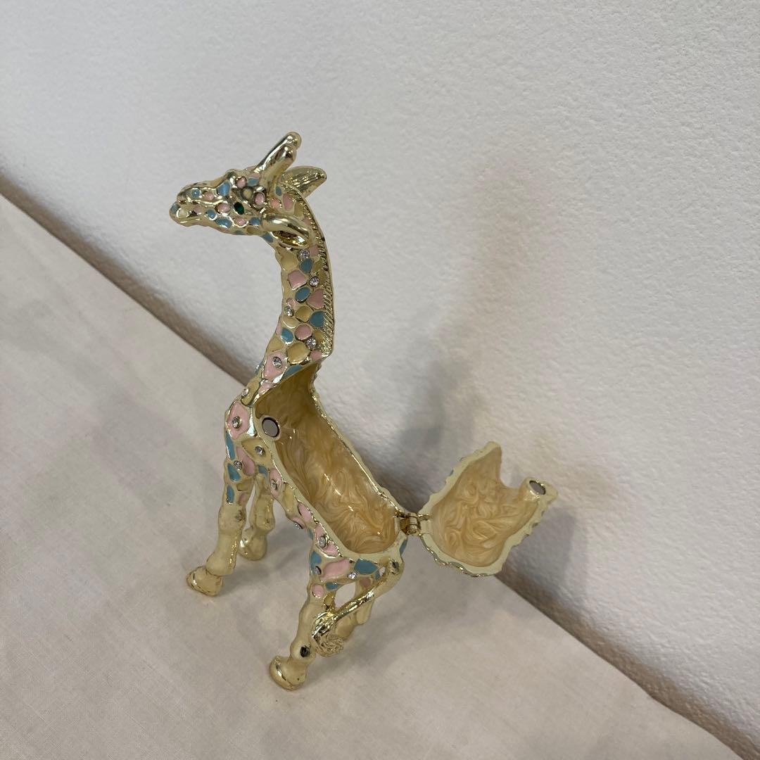 ピィアース　ジュエリーボックス　キラキラ　8個　未使用