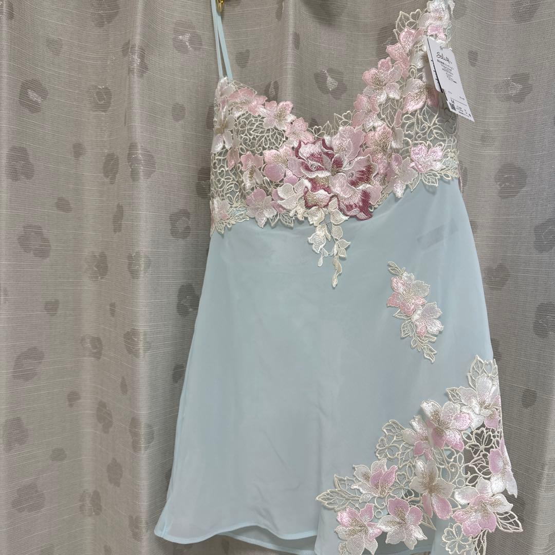 ワコールサルート89グループ　キャミソールMサイズ　新品未使用タグ付　希少