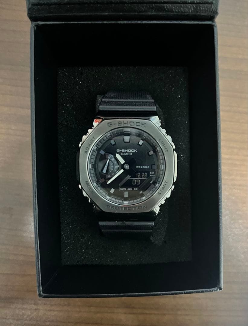 G-SHOCK-2100BB-1AJF デジタル腕時計