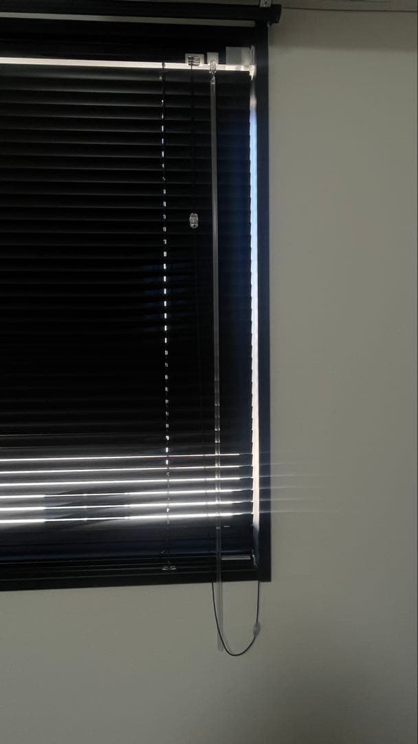 【美品】黒いアルミブラインド