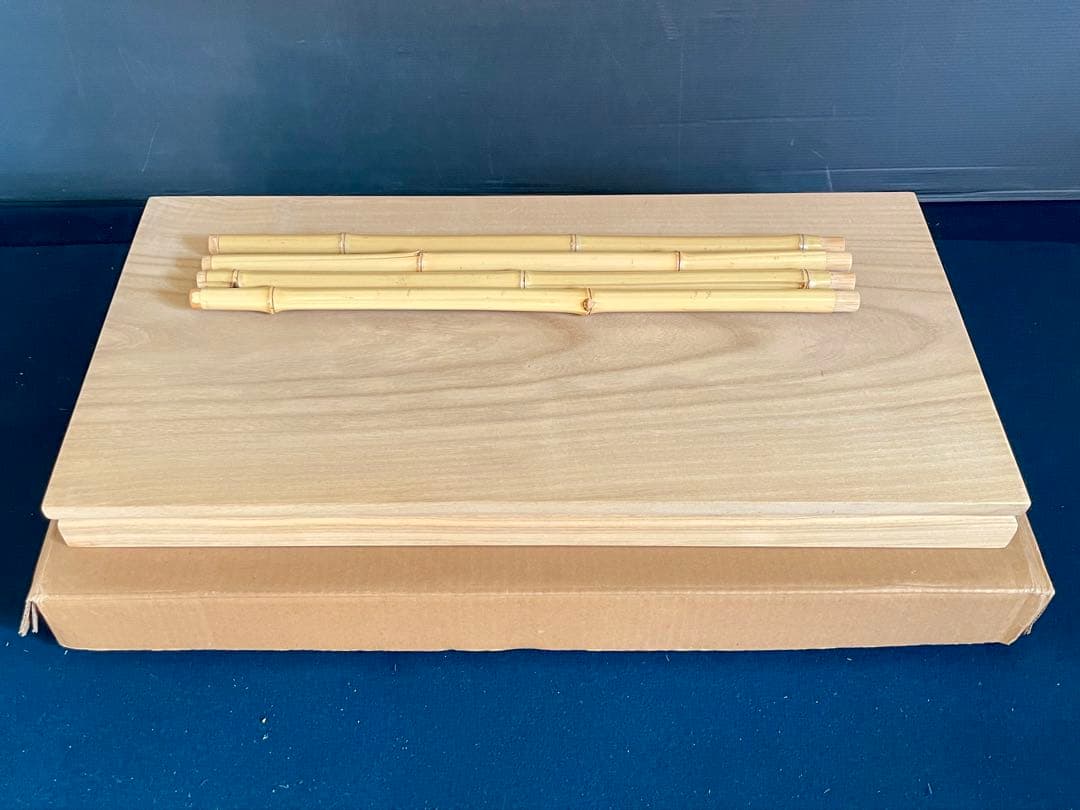 【美品】「母」 竹台子 行台子 組立式 桐 竹 茶道具 紙箱 （1211台①）