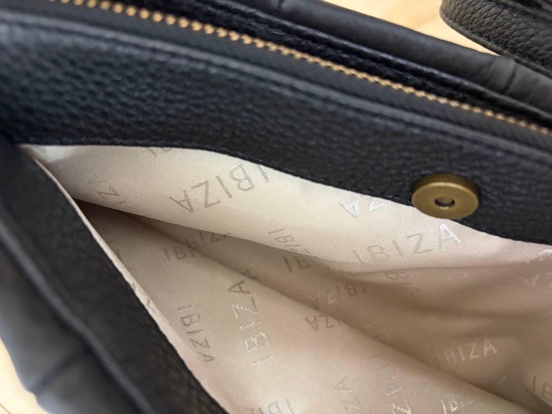 ももこ様用　IBIZAイビサ　ブラックレザーショルダーバッグ　未使用