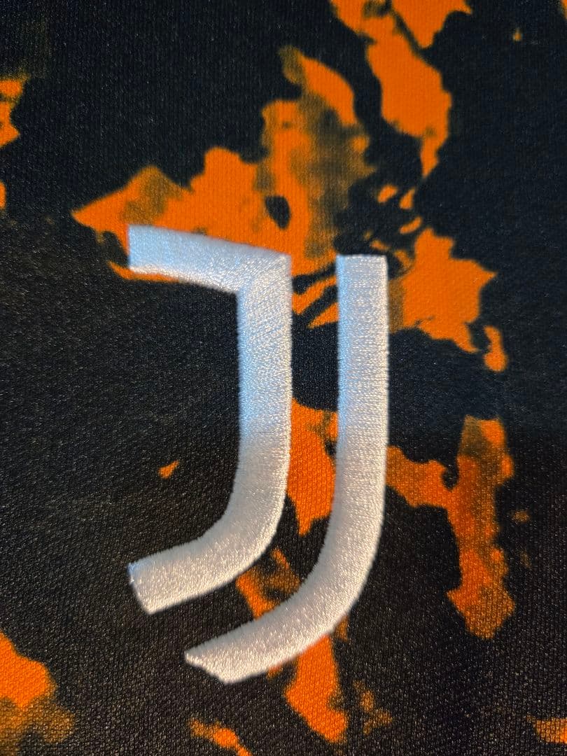 ​【正規品】 ユヴェントス 20/21 AOP トレーニングトップ