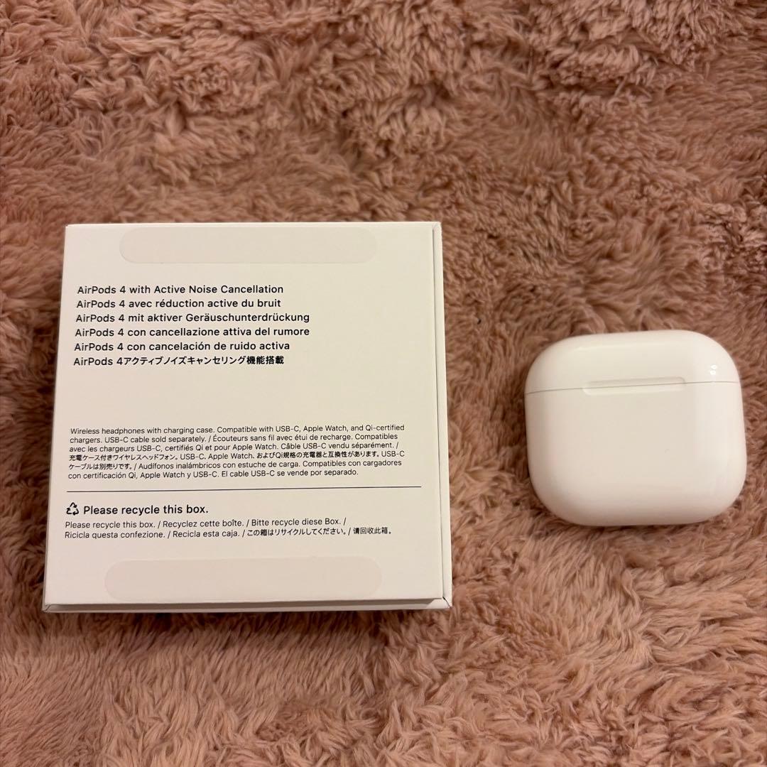 Apple Airpods 4 アクティブノイズキャンセリング搭載