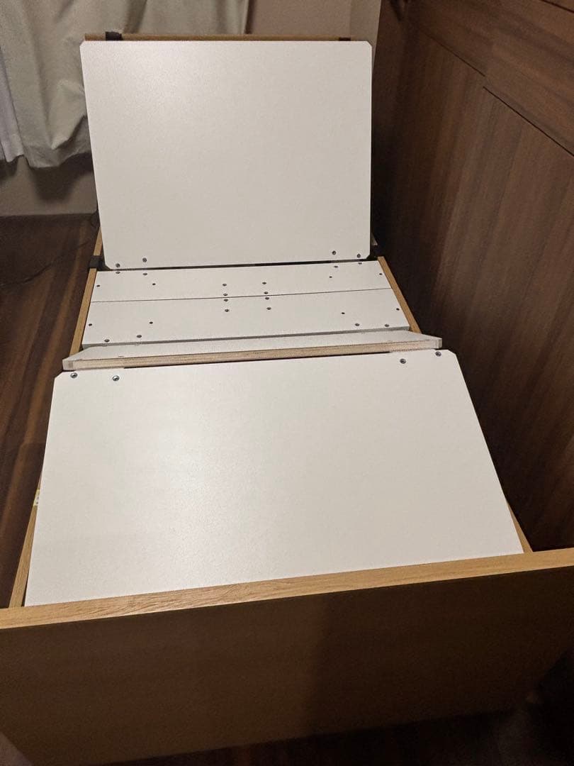 シングルベッド引き出し付き　電動　マットレス付き