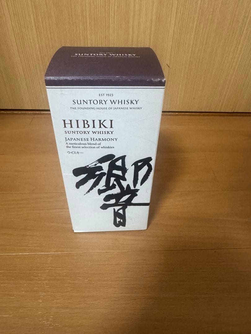 サントリー　SUNTORY ウイスキー　響　JAPANESE HARMONY