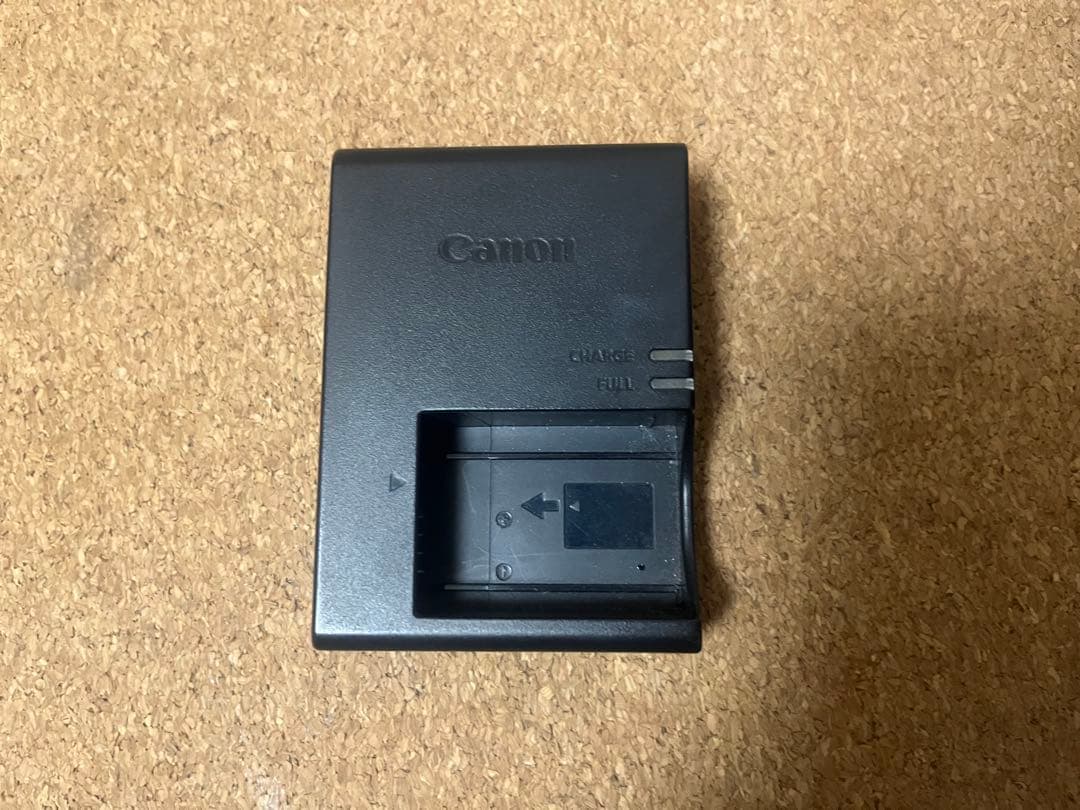 Canon EOS kiss X9i ダブルレンズセット　一眼レフ