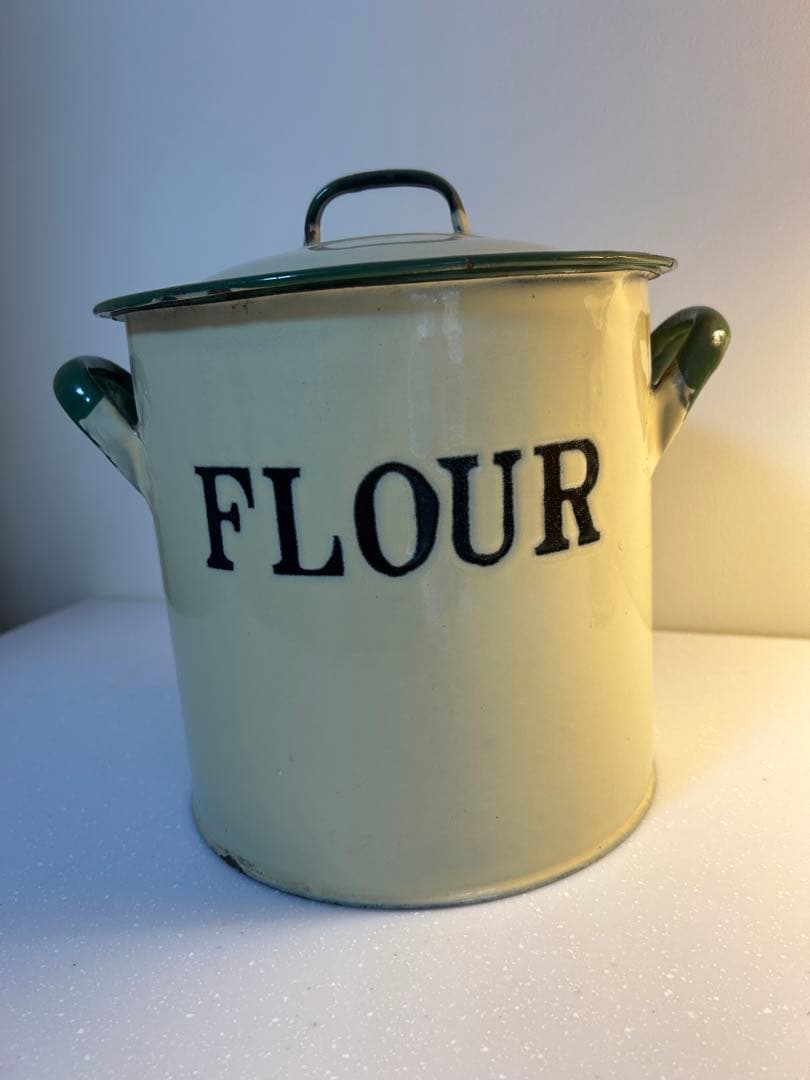 ホーローフラワー缶