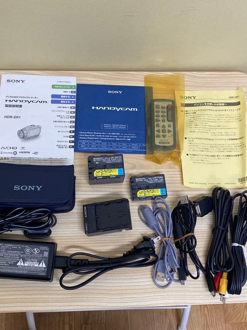 【WR】SONY HDR-SR1 ビデオカメラ 箱付属品有　別売キット付　稼動品