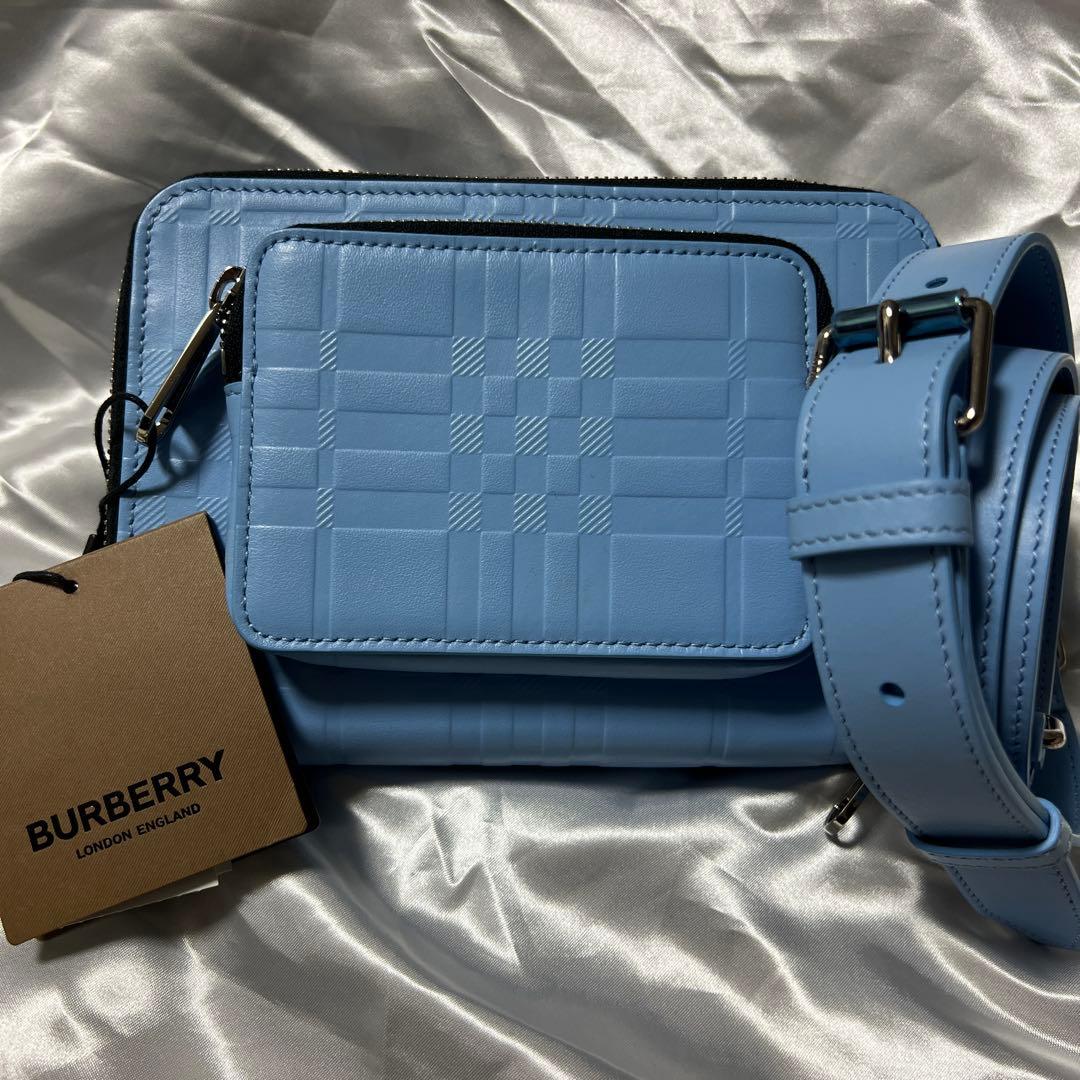 未使用　バーバリーロンドン ユニセックス水色 クロスボディバッグ