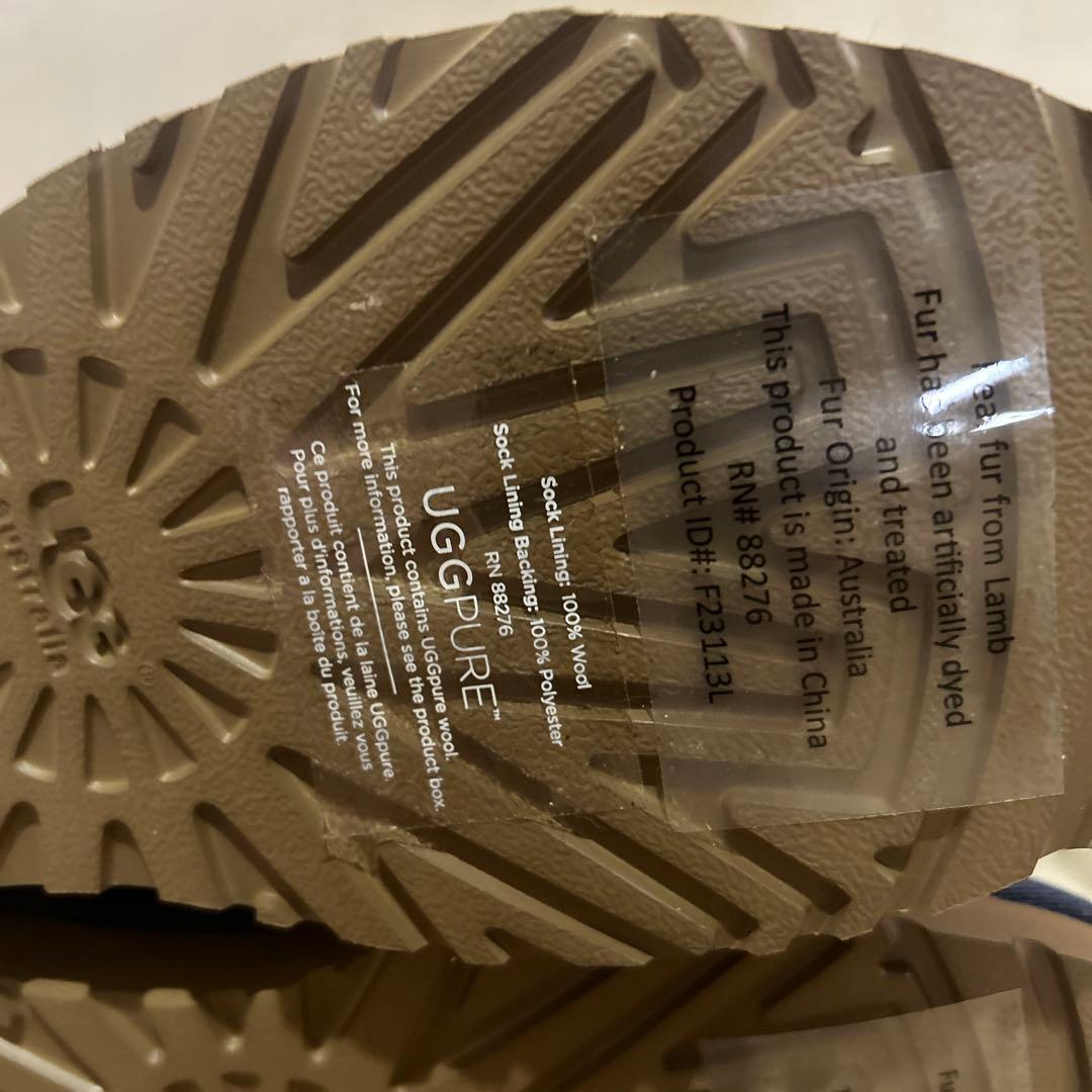 新品未使用　UGG ネイビー ムートンブーツ